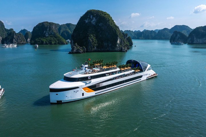 From Ha Long City: Dolphin 6-Star Luxury Day Cruise with Lunch