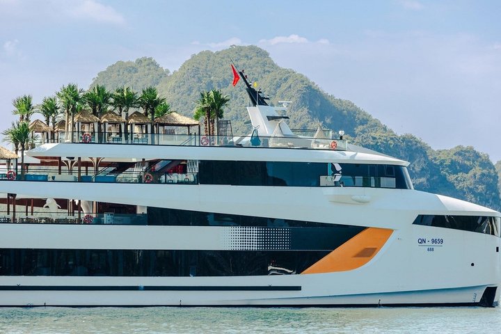 From Ha Long City: Dolphin 6-Star Luxury Day Cruise with Lunch