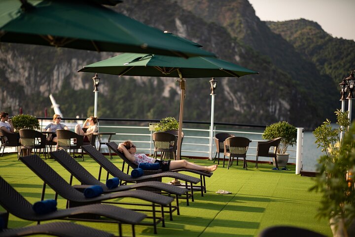 From Hanoi 3 Days Luxury Ninh Binh & Lan Ha Bay 5 Star Cruises