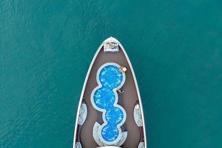 From Hanoi: Explore Halong Bay on Luxury Symphony 5-Star Cruise