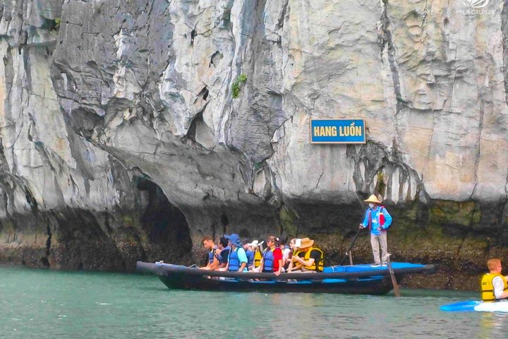 From Hanoi: Explore Halong Bay on Luxury Symphony 5-Star Cruise