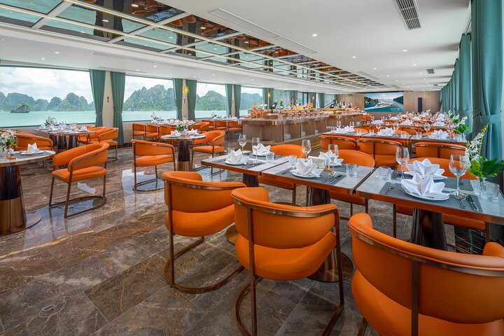 From Hanoi : Leona Cruise 5-star Halong Bay Day Trip