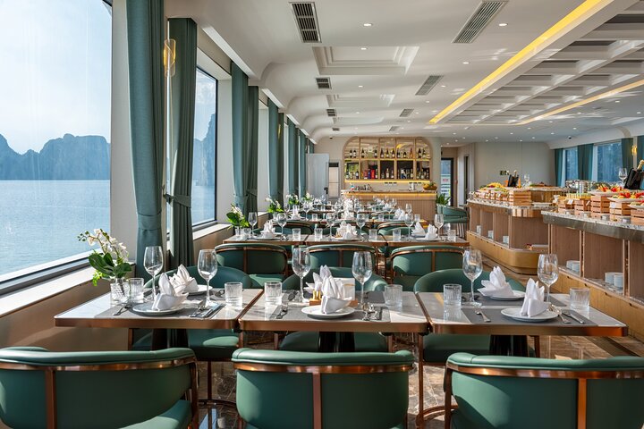 From Hanoi : Leona Cruise 5-star Halong Bay Day Trip