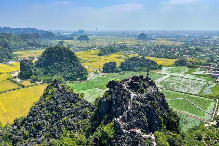 Hanoi Luxury Private Tour Mua Cave, Local family, Trang An,Hoa Lu