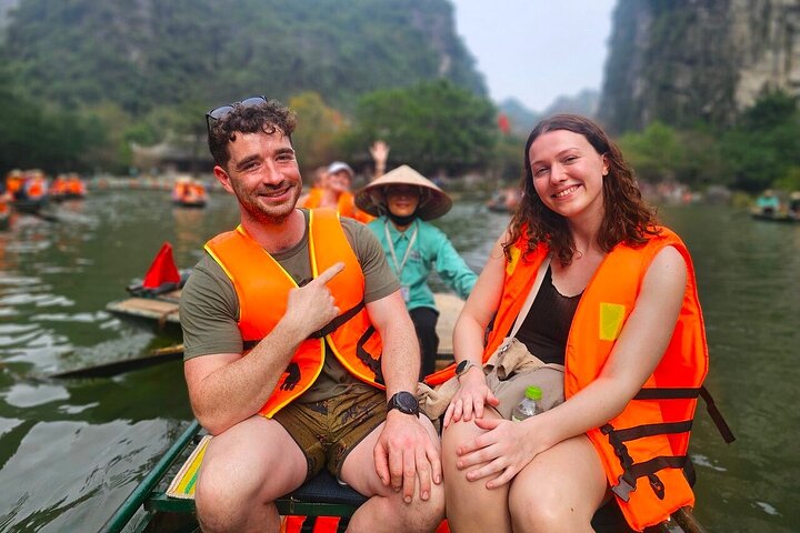 From Hanoi: Luxury Private Tour to Local Family, Tam Coc & Hoa Lu
