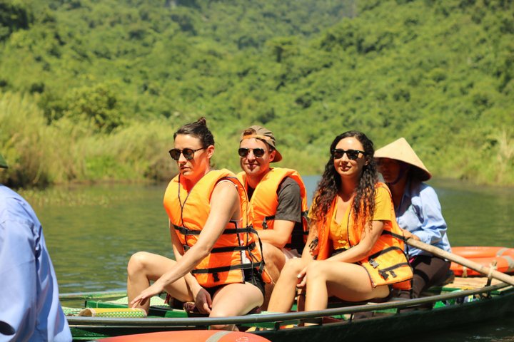 From Hanoi: Ninh Binh 1 Day Tour To Visit Bai Dinh & Trang An