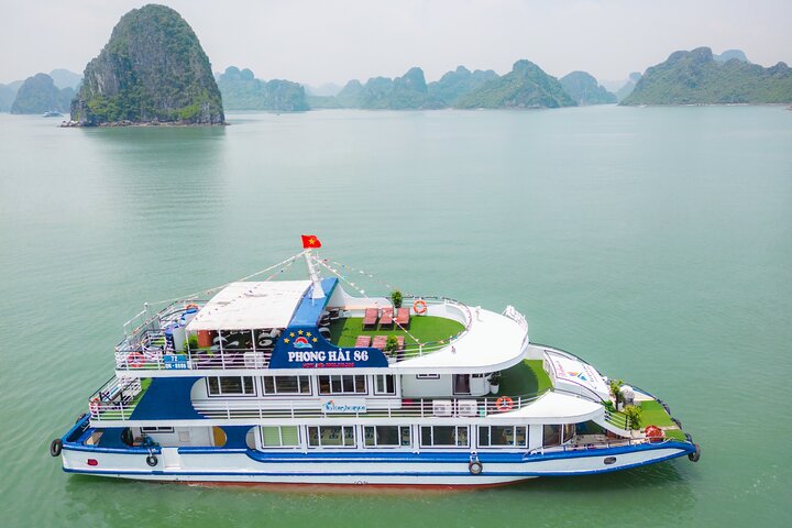 From Hanoi to Ninh Binh Tour and Ha Long Bay Cruise 2-Day Trip