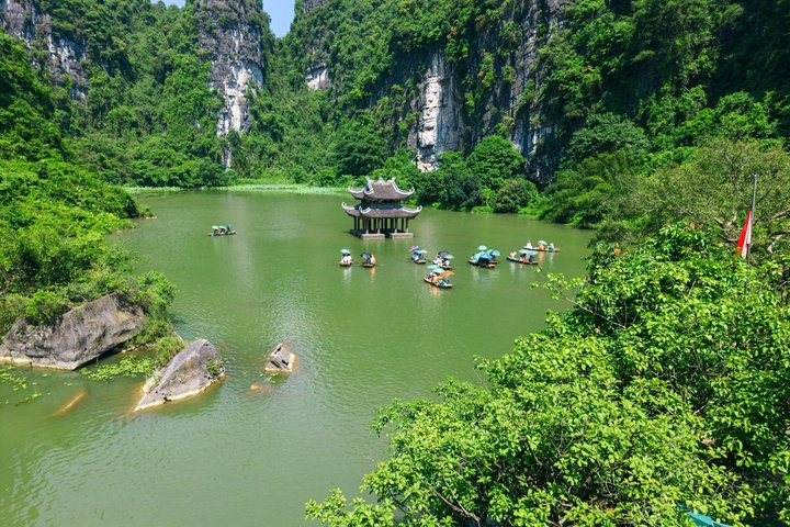 From Ninh Binh: Explore Bai Dinh, Trang An & Mua Caves Day Trip
