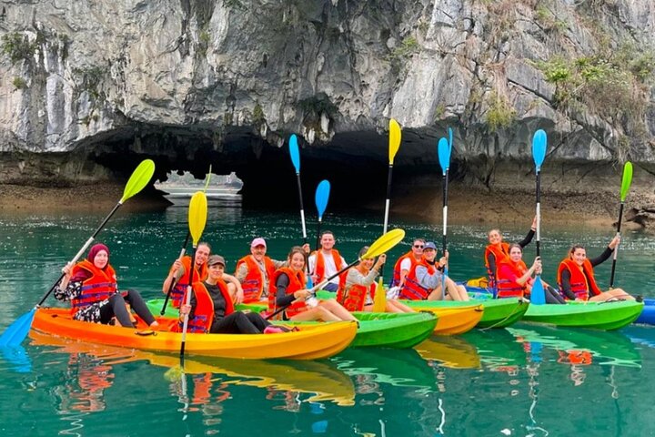 Full Day Boat Tour in Cat Ba Archipelago - Lan Ha Bay with Meals