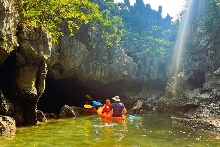 Full Day Boat Tour in Cat Ba Archipelago - Lan Ha Bay with Meals