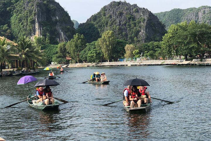 Full-Day Ninh Binh Tour from Hanoi Small Group of 11 Boat Bike