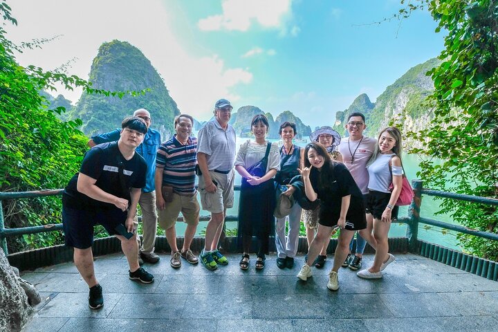 Full-Day Tour to Halong Titop island from Hanoi with Lunch