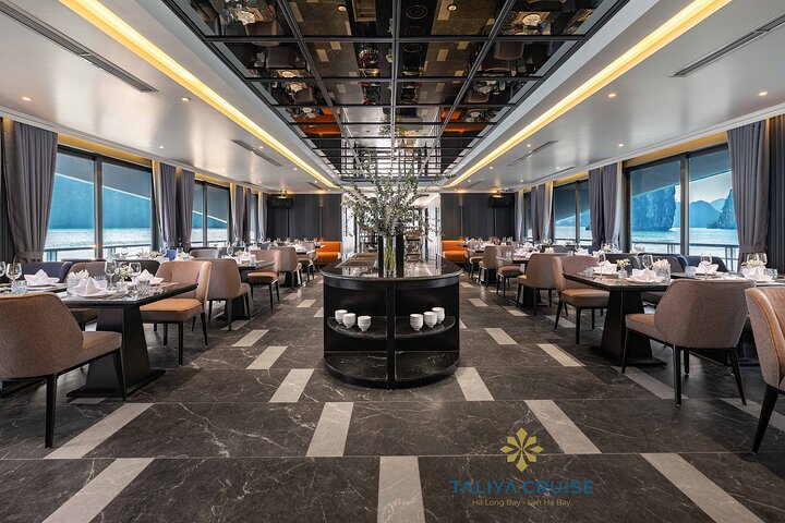 Taliya 5-Star Cruise: Best Halong Bay & Lan Ha Bay Scenic Tour
