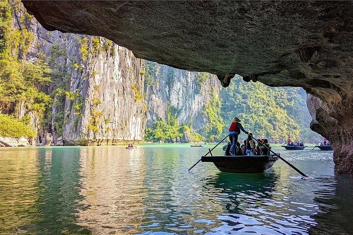 Ha Long Bay 5-Star Cruise with Swim, Kayak, Jacuzzi & Limousine