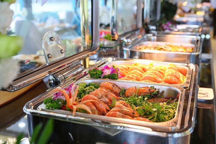 From Tuan Chau Port : Newest Sea Lion Cruise explore Ha Long Bay