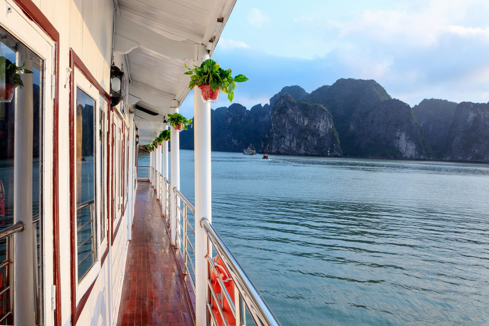 Halong Bay 2 Days with Cozy Bay Classic Cruise