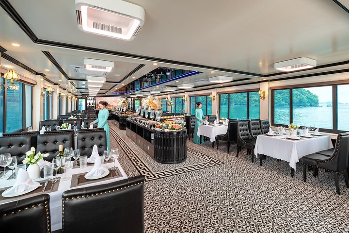 Halong Bay 5 Star Cruises with Buffet, Sunset Party and Jacuzzi