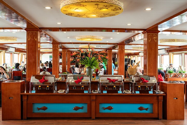 Halong Bay Amanda Cruises: 2D1N, Cave, Beach, Island and Meals