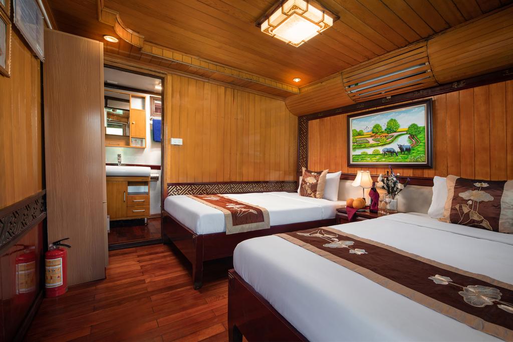 Halong_Bay_Budget_Overnight_Cruise