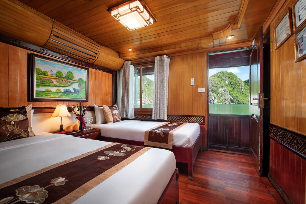 Halong_Bay_Budget_Overnight_Cruise