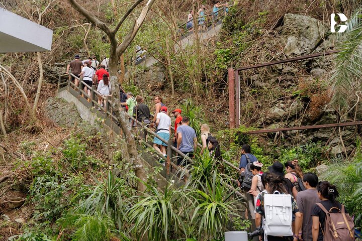 Halong Bay Day Tour from Hanoi – Largest Luxury Cruise Experience
