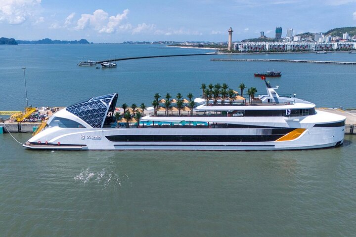 Halong Bay Day Tour from Hanoi – Largest Luxury Cruise Experience