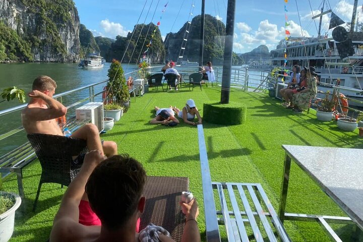 Halong Bay Day Tour with Expressway,Cave,Island,Beach from Hanoi