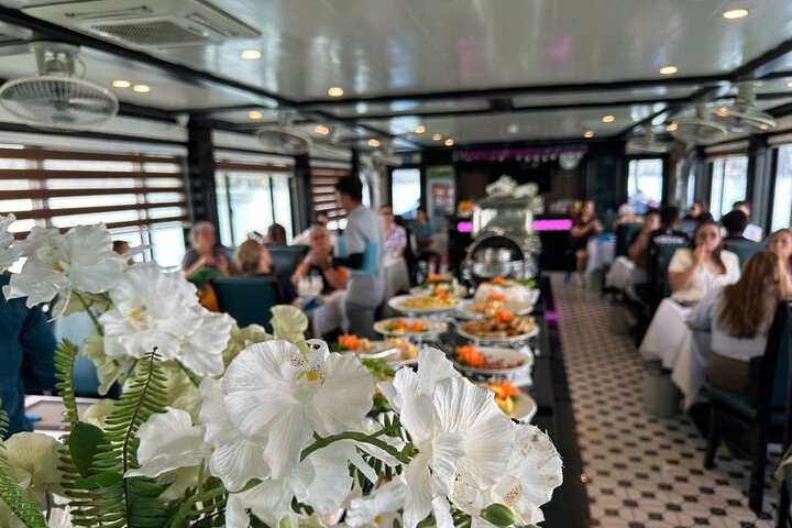 Halong Bay Day Tour with Expressway,Cave,Island,Beach from Hanoi