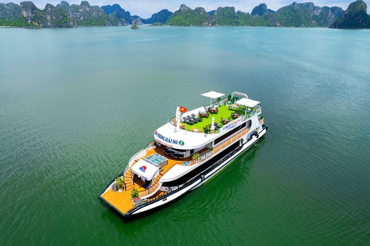 Halong Bay Day Trip Liberty 4 Star Cruise Cave and Kayaking