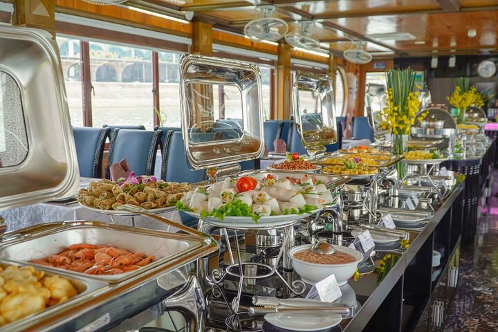 Halong Bay Deluxe Day Tour with Alova Premium Cruise All Included