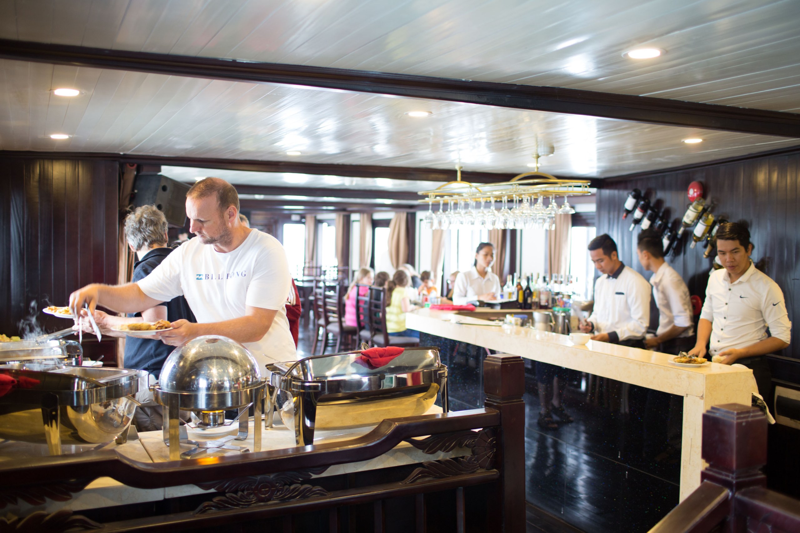 Halong_Bay_Mid_Range_Overnight_Cruise