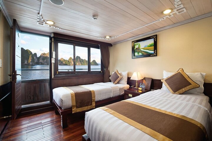 BOUTIQUE CRUISES Halong Bay 2 Days,1 Night Tour
