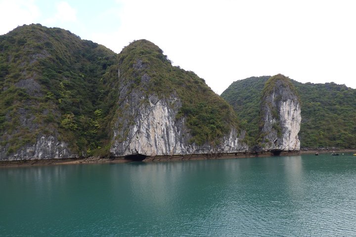halong bay view from cruise