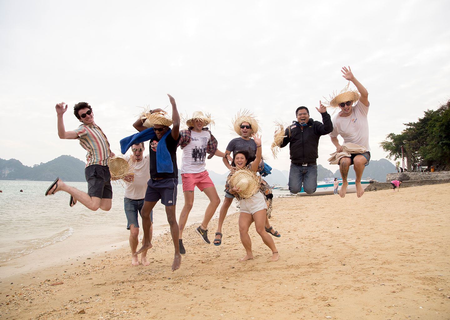 Halong_One_Day_Cruise_Tour