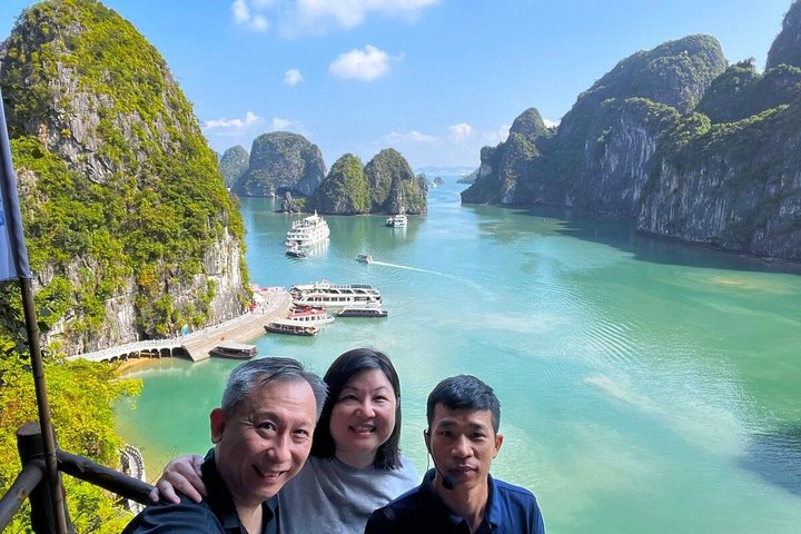 Hanoi: 2-Day Halong Bay on Hermes Luxury Cruise with Balcony