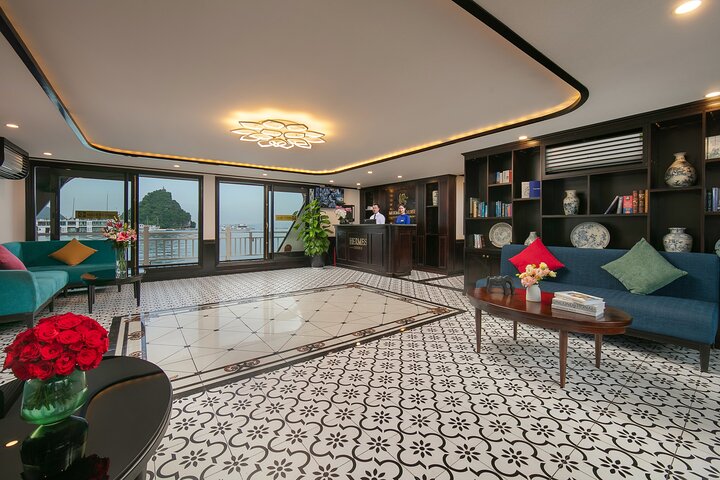 Hanoi: 2-Day Halong Bay on Hermes Luxury Cruise with Balcony