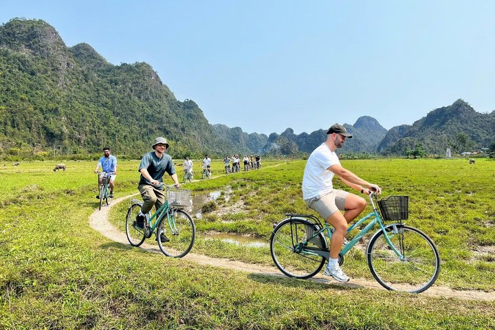 Hanoi: 2-Day Luxury Bonita Cruise to Lan Ha Bay & Cat Ba Island