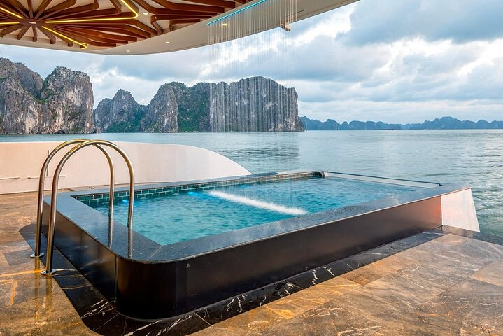 Hanoi: Leona 5-Star Luxury Cruise Explore the Best of Ha Long Bay