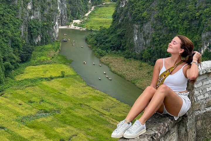 Hanoi: Luxury Private Tour Mua Caves,Local Family, Tam Coc,Hoa Lu