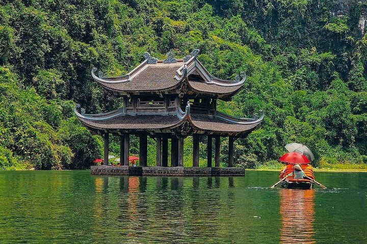 Hanoi: Private Ninh Binh Day Trip, Trang An, Bich Dong, Mua Caves