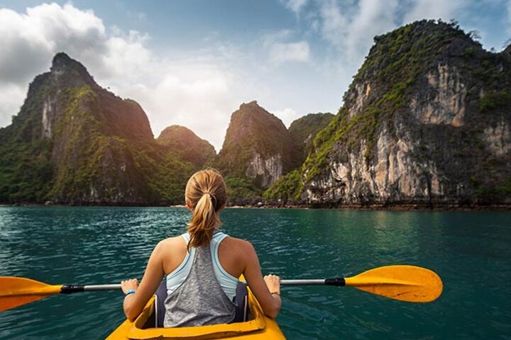 Hanoi Sapa Halong Bay Package Tour 5 Days 4 Nights
