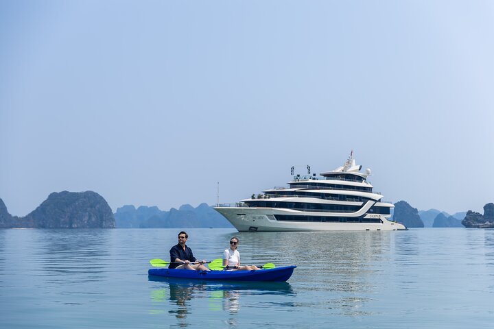 Hanoi to Halong Bay: Calista 6-Star Luxury 2 Day 1 Night Cruise