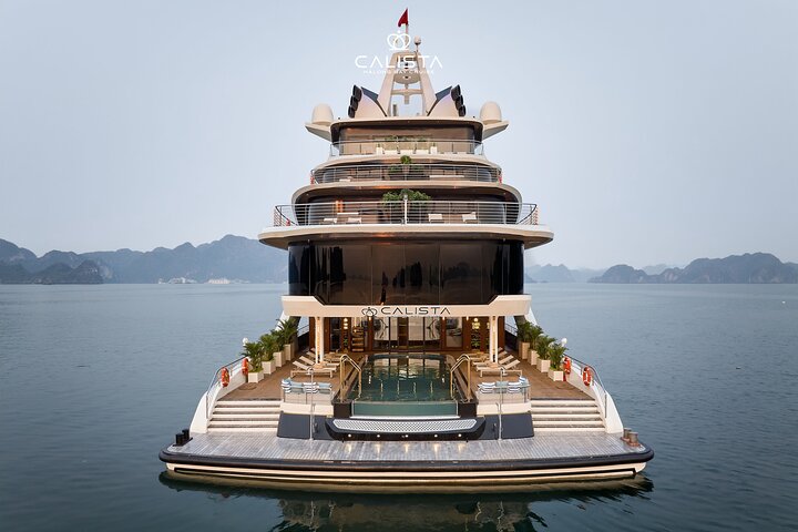 Hanoi to Halong Bay: Calista 6-Star Luxury 2 Day 1 Night Cruise