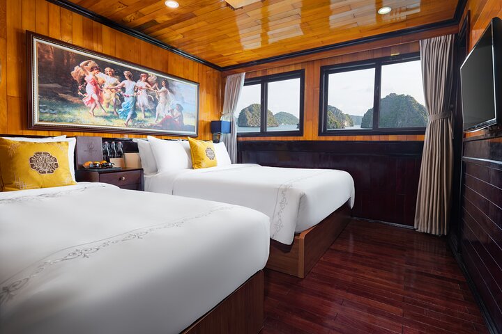 HERA CLASSIC Boutique Cruise Halong Bay 2 Days 1 Night Trip