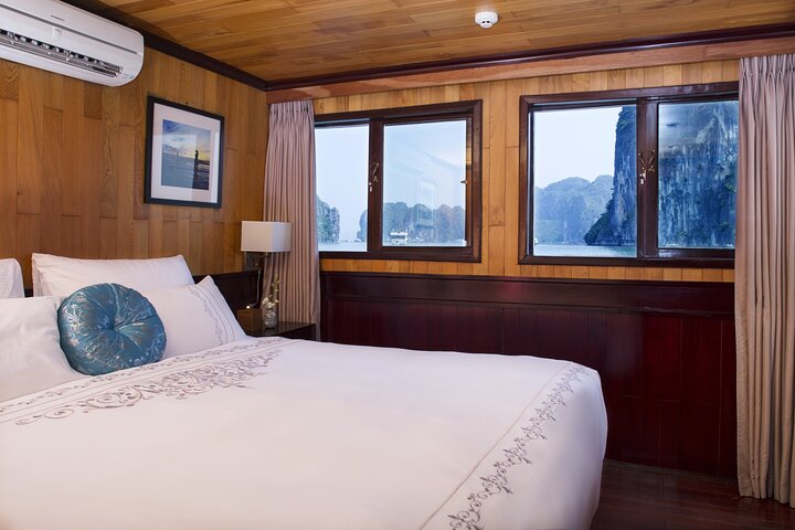 Deluxe Oceanview Cabin