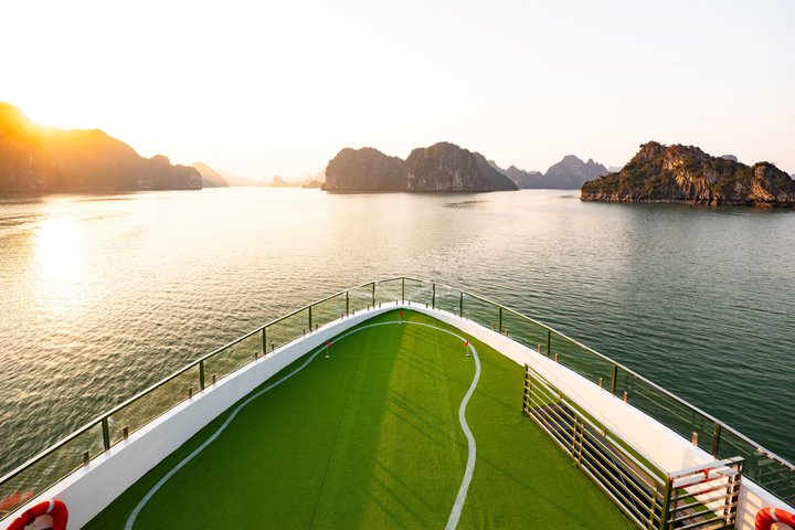 HERA Luxury Day Cruise Halong Bay & Lan Ha Bay From The Harbour