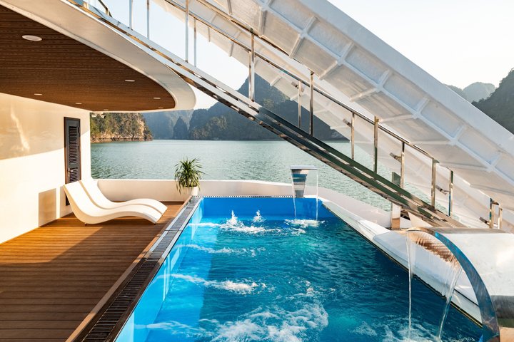 HERA Luxury Day Cruise Halong Bay & Lan Ha Bay From The Harbour