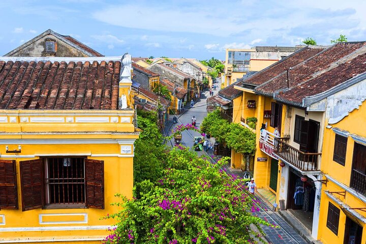 Hoi An Boat Ride & Lantern Release Private Tour from Da Nang