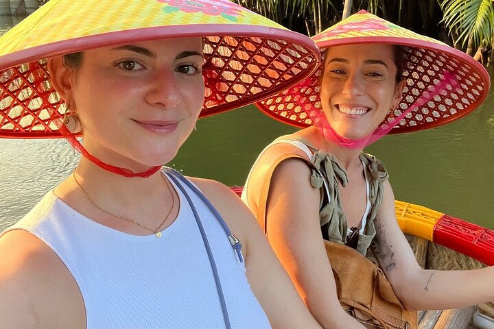 Hoi An Coconut Adventure: Basket Boat & Cooking Experience