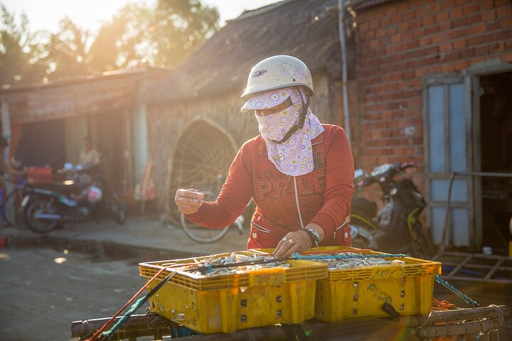Hoi An: HOI AN SCENIC RIVER CRUISE AND VILLAGE TOUR